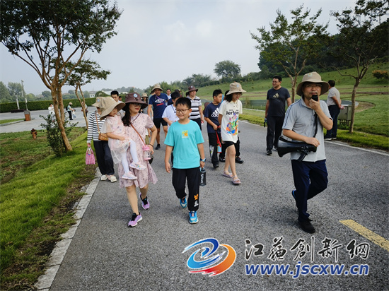 镇江市农科院举办首个“科普开放日”，让孩子在游乐中增长科学知识