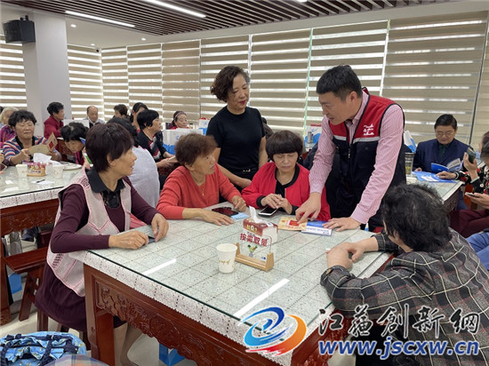 如意小食堂 法暖夕阳红1_副本.jpg